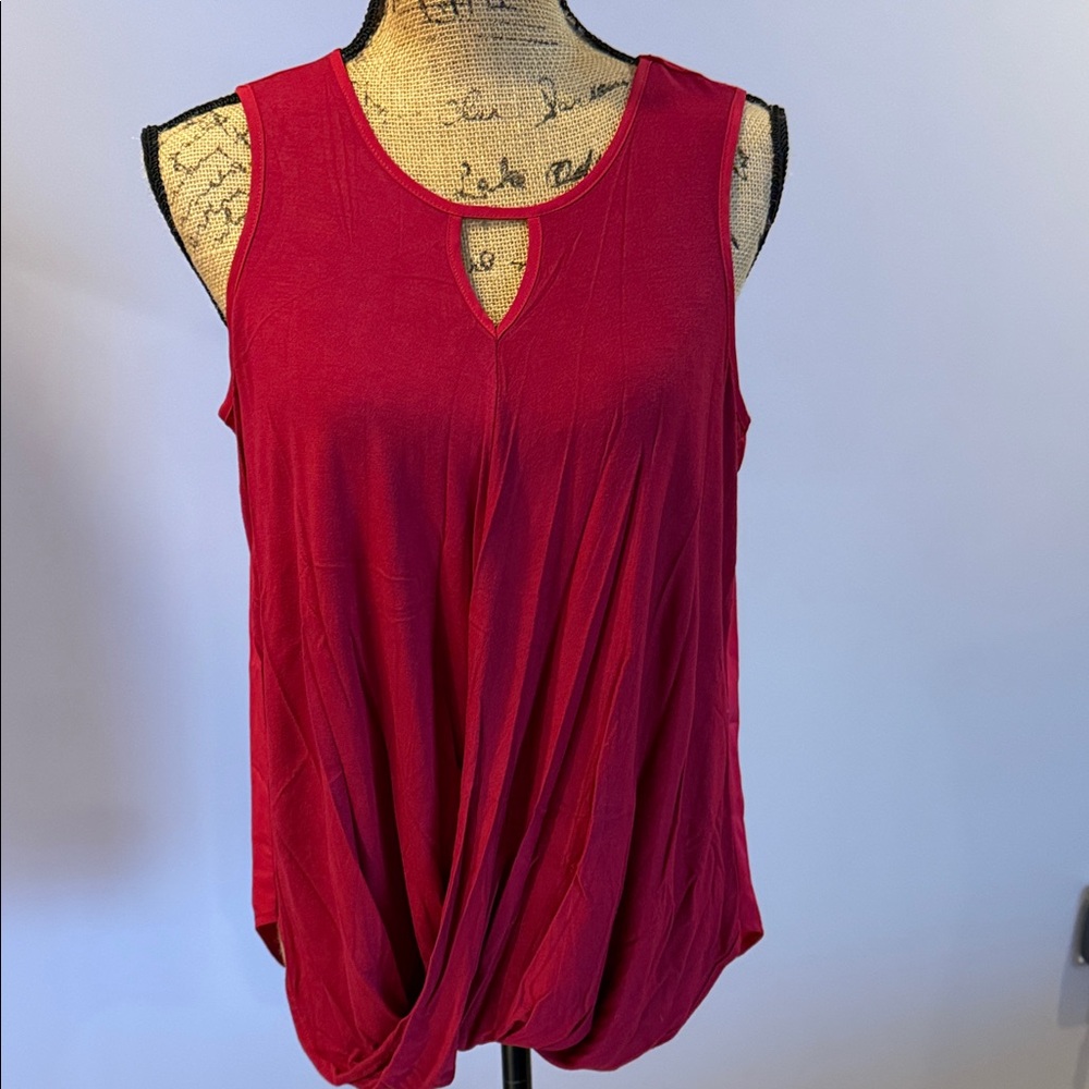 White House Black Market Red Keyhole Tank Top